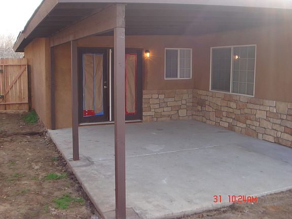 Hugh Rear Patio w/ French Doors