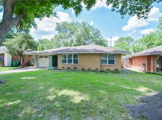 4506 Libbey Ln, Houston, TX 77092