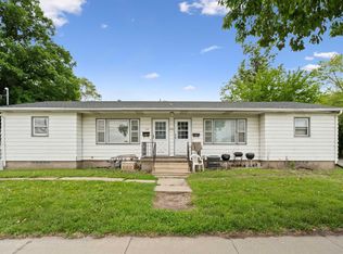 306-308 E Donald St, Waterloo, IA 50703