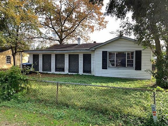 2nd image of 1914 Wylie Dr