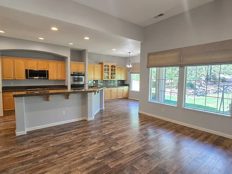 5265 N Elk River Rd — Photo 6