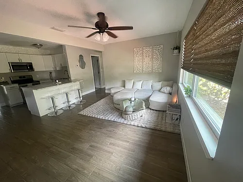 5679 Kelly Dr N Photo 1