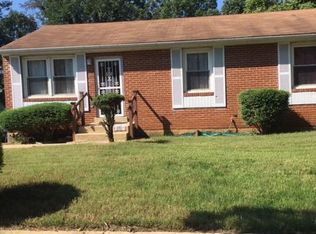 7403 Roanne Dr, Oxon Hill, MD 20745