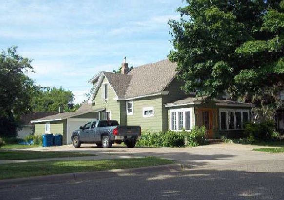 2nd image of 2570 5th Ave E