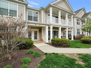 905 Saratoga Ln, Fishkill, NY 12524