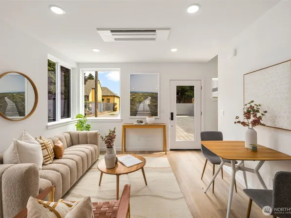 818 A S Sullivan Street, Seattle, WA 98108