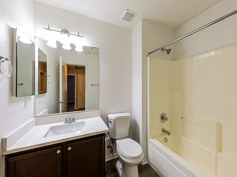 3108 W Lucia Dr — Photo 15