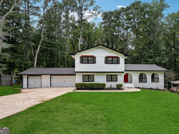 5879 Ohara Dr, Stone Mountain, GA 30087