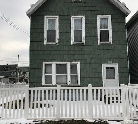 3rd image of 167 Mackinaw St