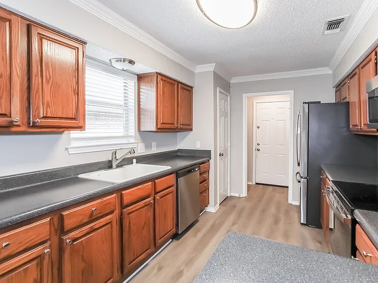 3616 Crosswicks Ct — Photo 8