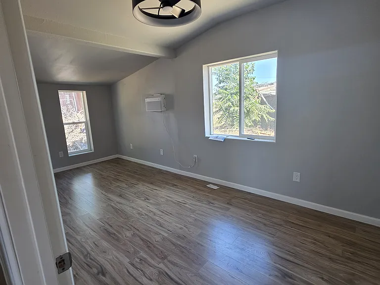 33930 Mission Trl — Photo 4