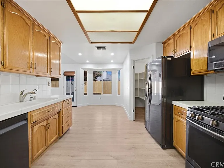 5009 Shaman Ct — Photo 21