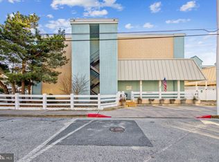 11 62nd St APT 111, Ocean City, MD 21842