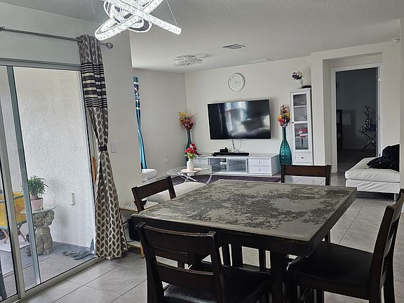 5th image of 5686 Barakat Rd