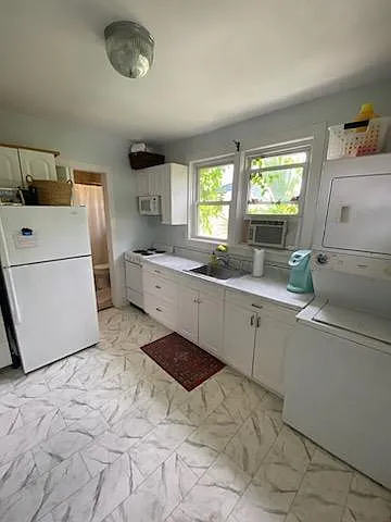 163 Sans Souci St — Photo 7