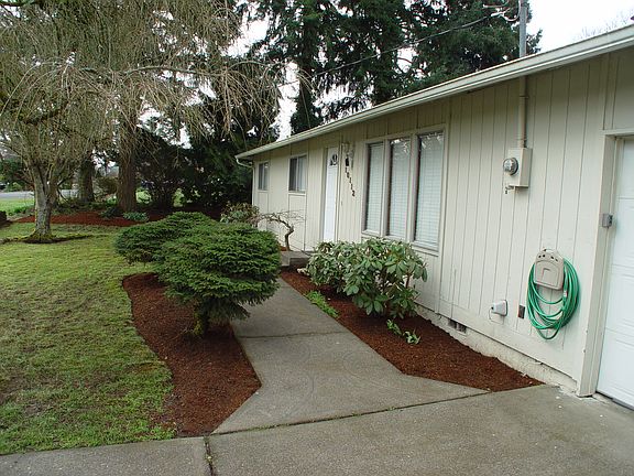 4th image of 10112 NW 26th Ave