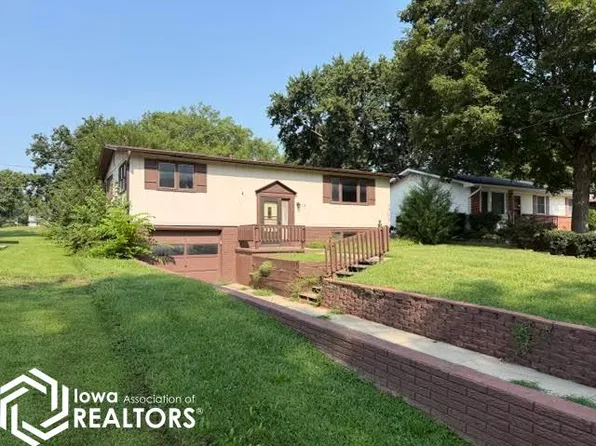 1118 N 15th St, Clarinda, IA 51632