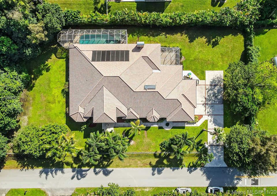 1st image of 11810 NW 5th Ct