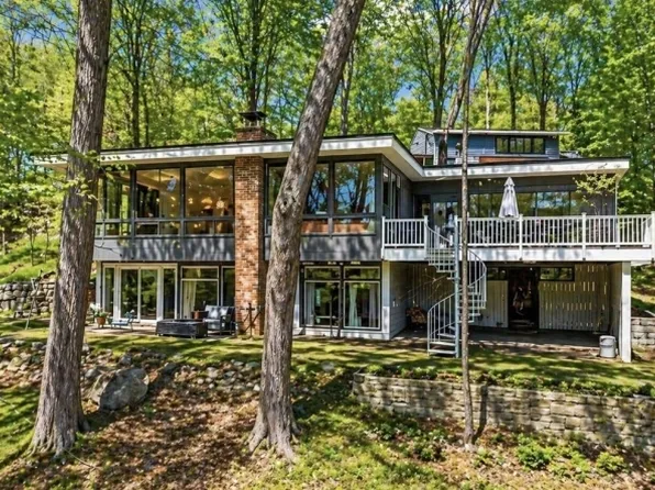 11 Bott Ln, Montville Twp., NJ 07082