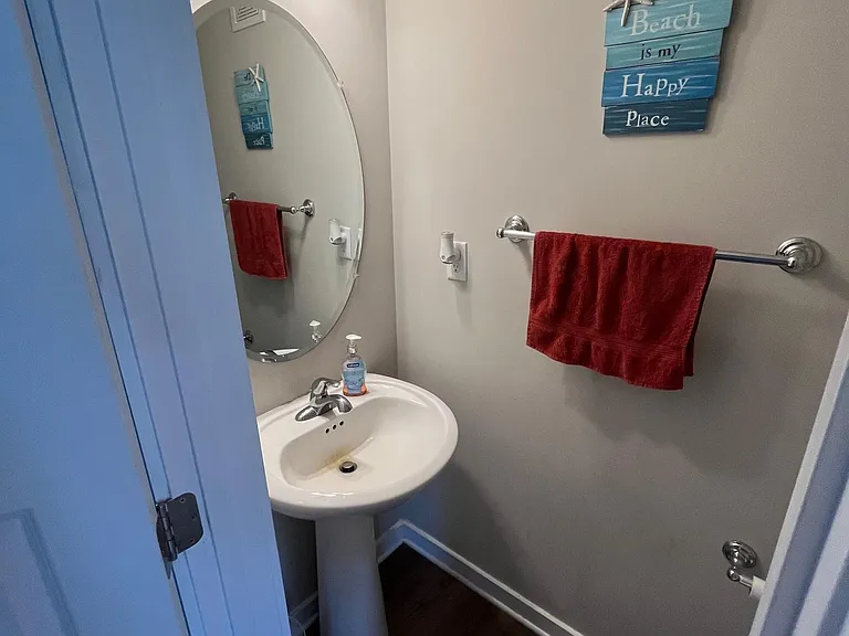 198 Riva Way — Photo 10