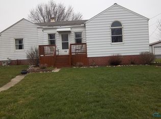 772 Water St, Woodville, OH 43469
