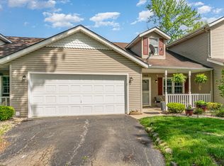 11305 Kelly Dr, Saint John, IN 46373