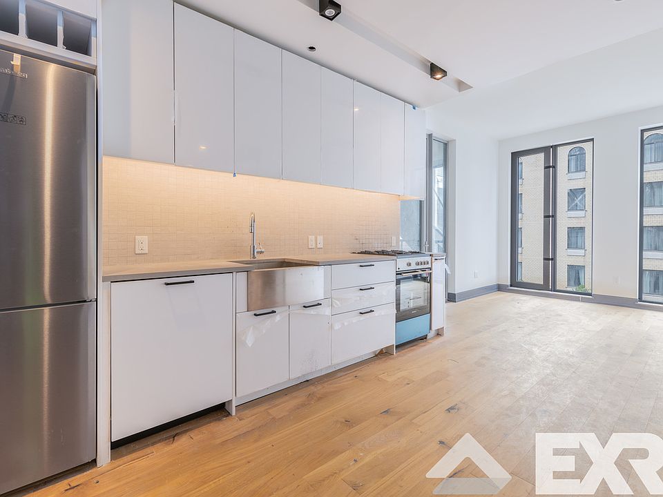 1st image of 42-22 27th St #1101A1