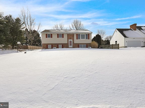 2nd image of 144 Elk Dr