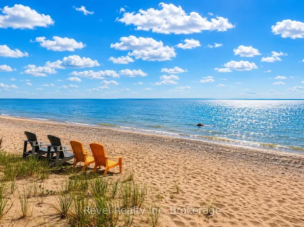 731 Concession 15 W, Penetanguishene, ON L9M 1S4