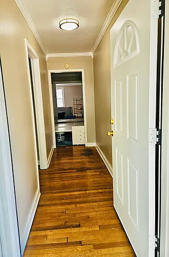 3337 Halsey St Photo 1