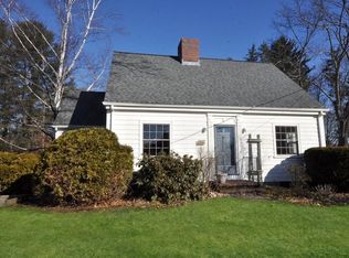 689 Bedford St, Concord, MA 01742