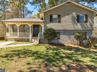 6713 Dale Rd, Rex, GA 30273