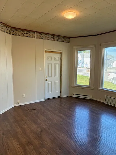 302 South Main Street - 1 — Photo 3