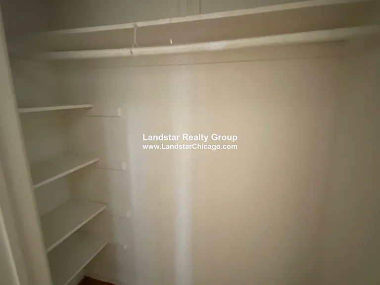 1914 W Lunt Ave #3S — Photo 3