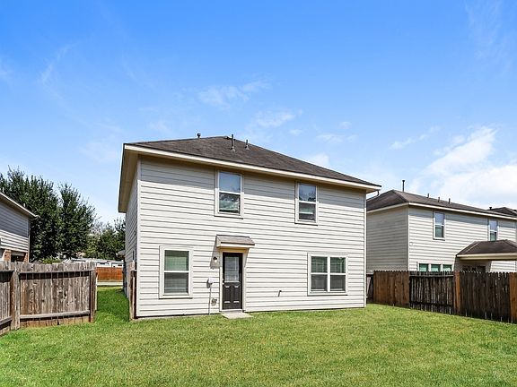 5th image of 3631 Apache Meadows Dr