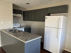 1 bed, 1.0 bath, 5336 sqft, $850 — Photo 2