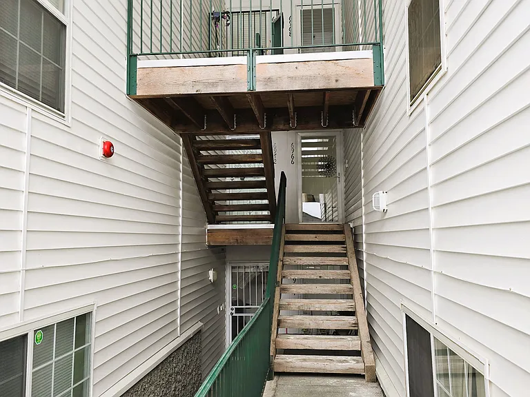 6972 N Olive St — Photo 19