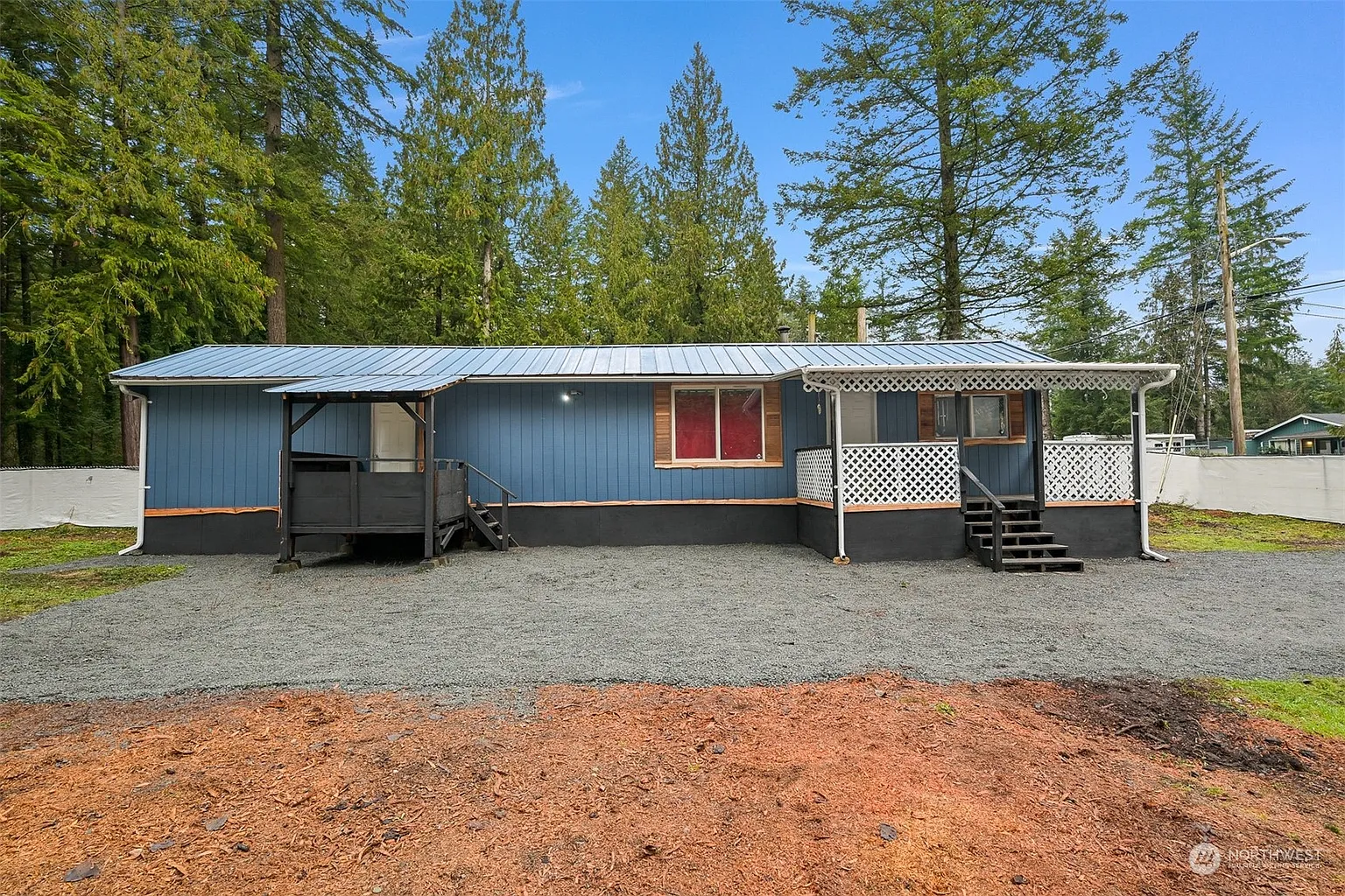 8281 Golden Valley Boulevard photo 1