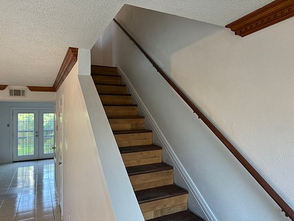 5th image of 6598 Coveview Ct