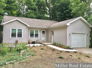 131 E Marshall St, Hastings, MI