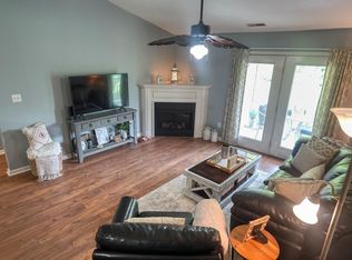 8001 Magnolia Ridge Ct UNIT 203, Louisville, KY 40291