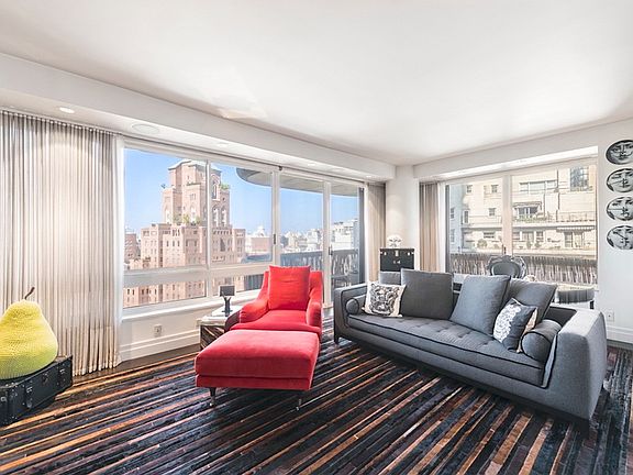 5th image of 167 E 61st St APT 19D