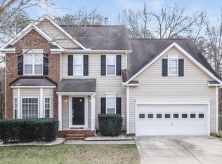 5828 Waterford Landing Ct, Raleigh, NC 27610