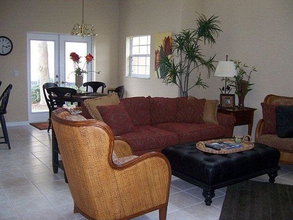 3rd image of 17 Marina Point Pl