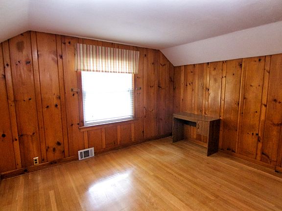 4th image of 1044 Griswold St SE