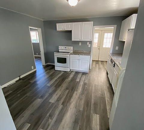 5th image of 1310 N Linden Ave