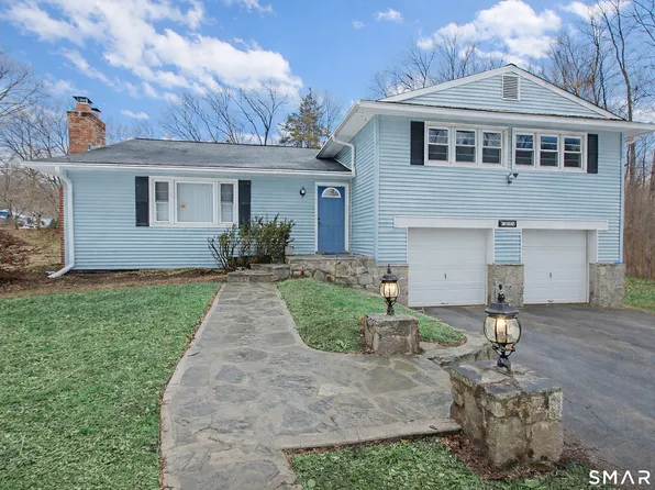 60 Hawthorne Drive, Monroe, CT 06468