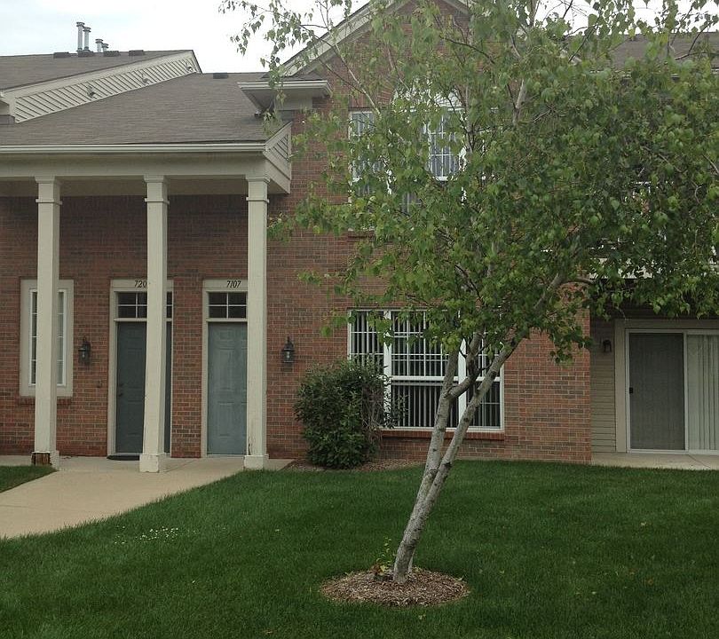 1st image of 7107 Farmingdale Ln #1
