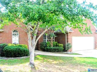 131 Saint Charles Dr, Helena, AL 35080