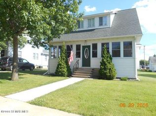 565 E Main St, Lewiston, MN 55952